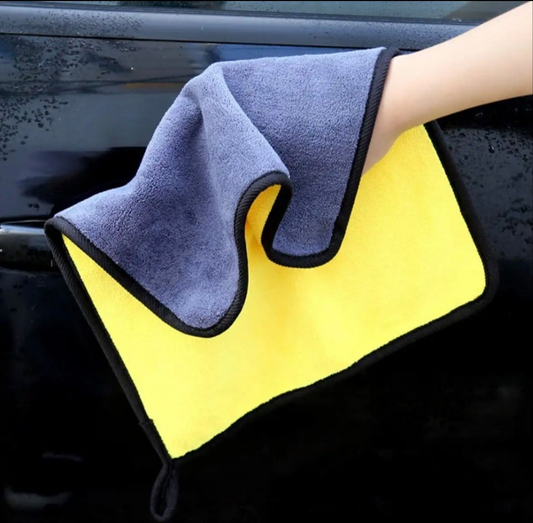 SOFT MICROFIBRE TOWEL 400gsm